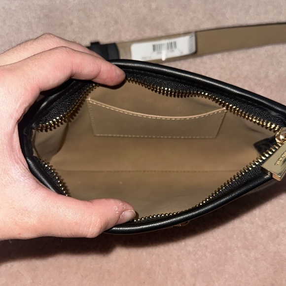 MICHAEL Michael Kors Adjustable Belt Bag NWT Logo Black Grey MK Gold Hardware - Picture 5 of 6